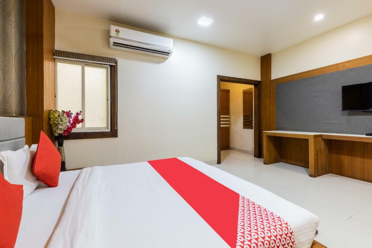 Oyo 41898 Balaji Palace Ratlām Dış mekan fotoğraf